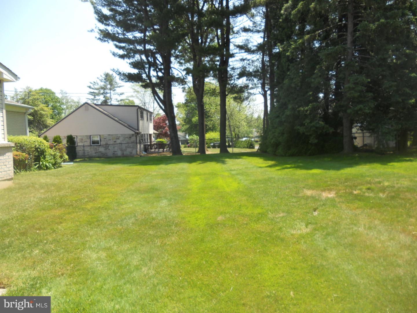 398 Lawrence Road Huntingdon Valley, PA 19006 - Photo 8 of 8 Gallery Image 8