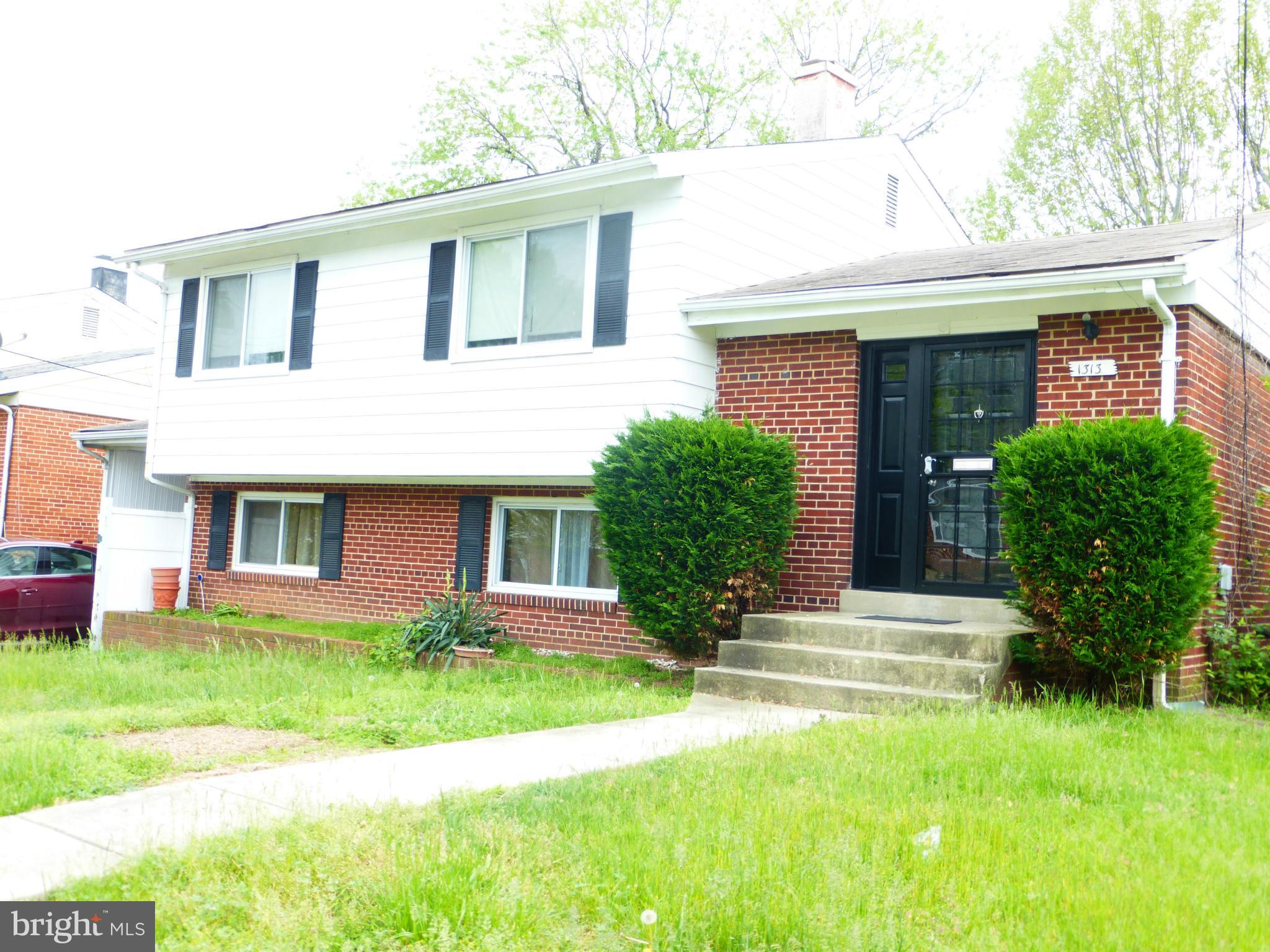 1313 Ray Road Hyattsville, MD 20782 - Photo 3 of 26 Exterior (Front)