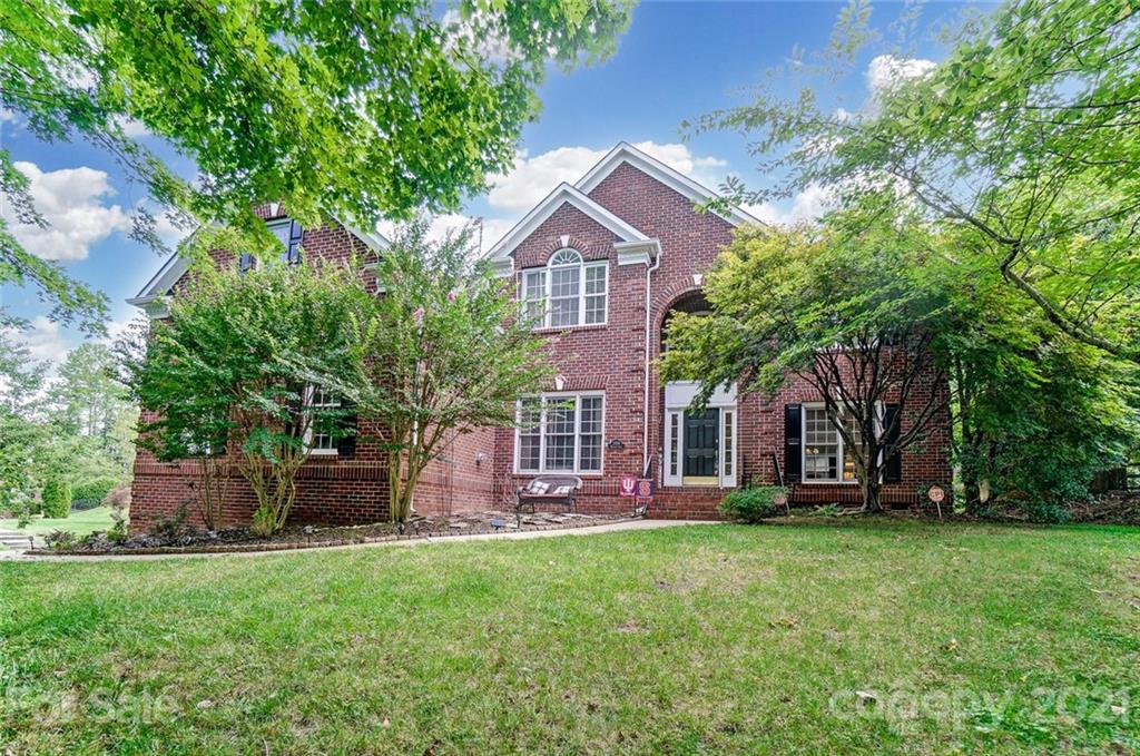 2209 Maynard Road Charlotte, NC 28270 - Photo 1 of 48 Gallery Image 1