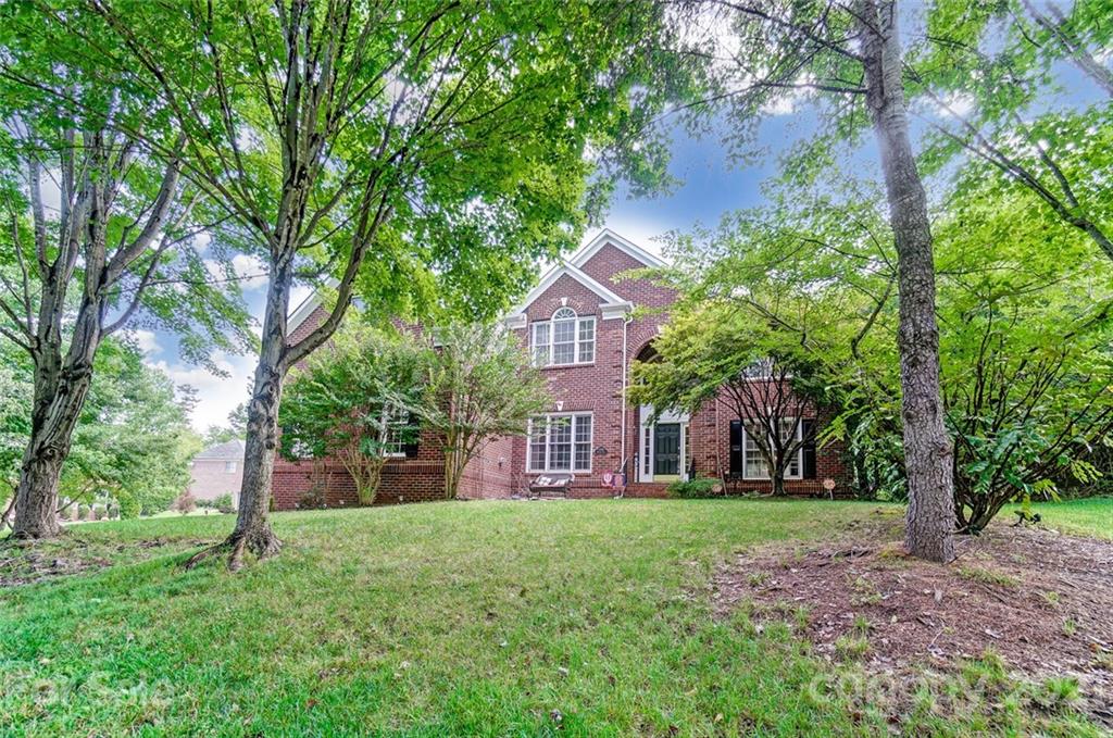 2209 Maynard Road Charlotte, NC 28270 - Photo 2 of 48 Gallery Image 2