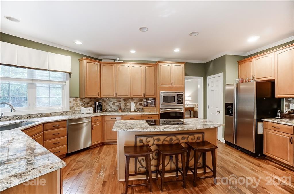 2209 Maynard Road Charlotte, NC 28270 - Photo 12 of 48 Gallery Image 12