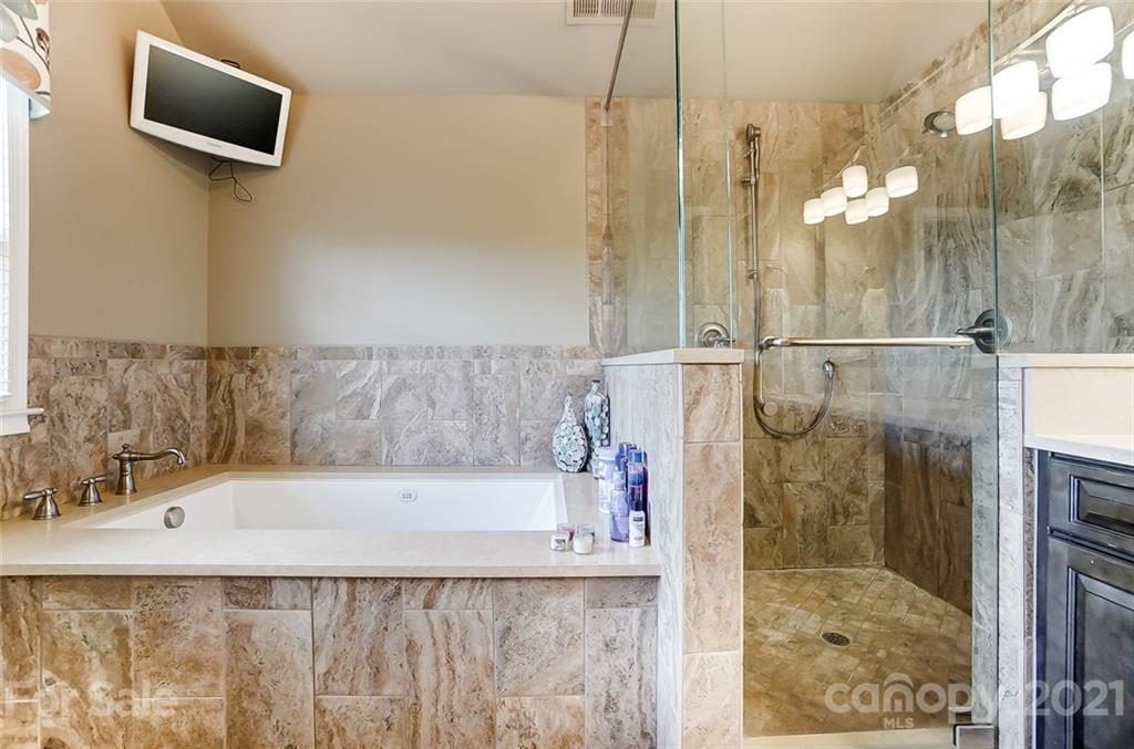 2209 Maynard Road Charlotte, NC 28270 - Photo 31 of 48 Gallery Image 31
