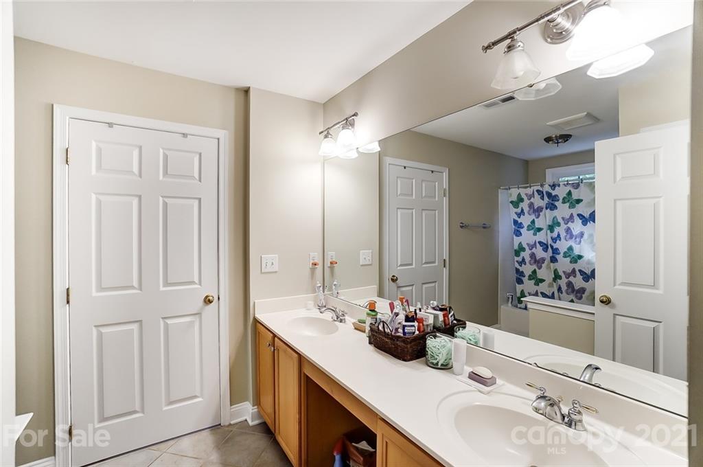 2209 Maynard Road Charlotte, NC 28270 - Photo 38 of 48 Gallery Image 38