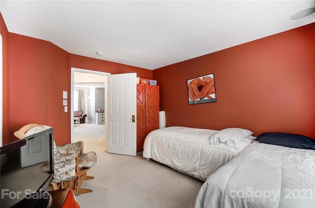 2209 Maynard Road Charlotte, NC 28270 - Photo 40 of 48 Gallery Image 40