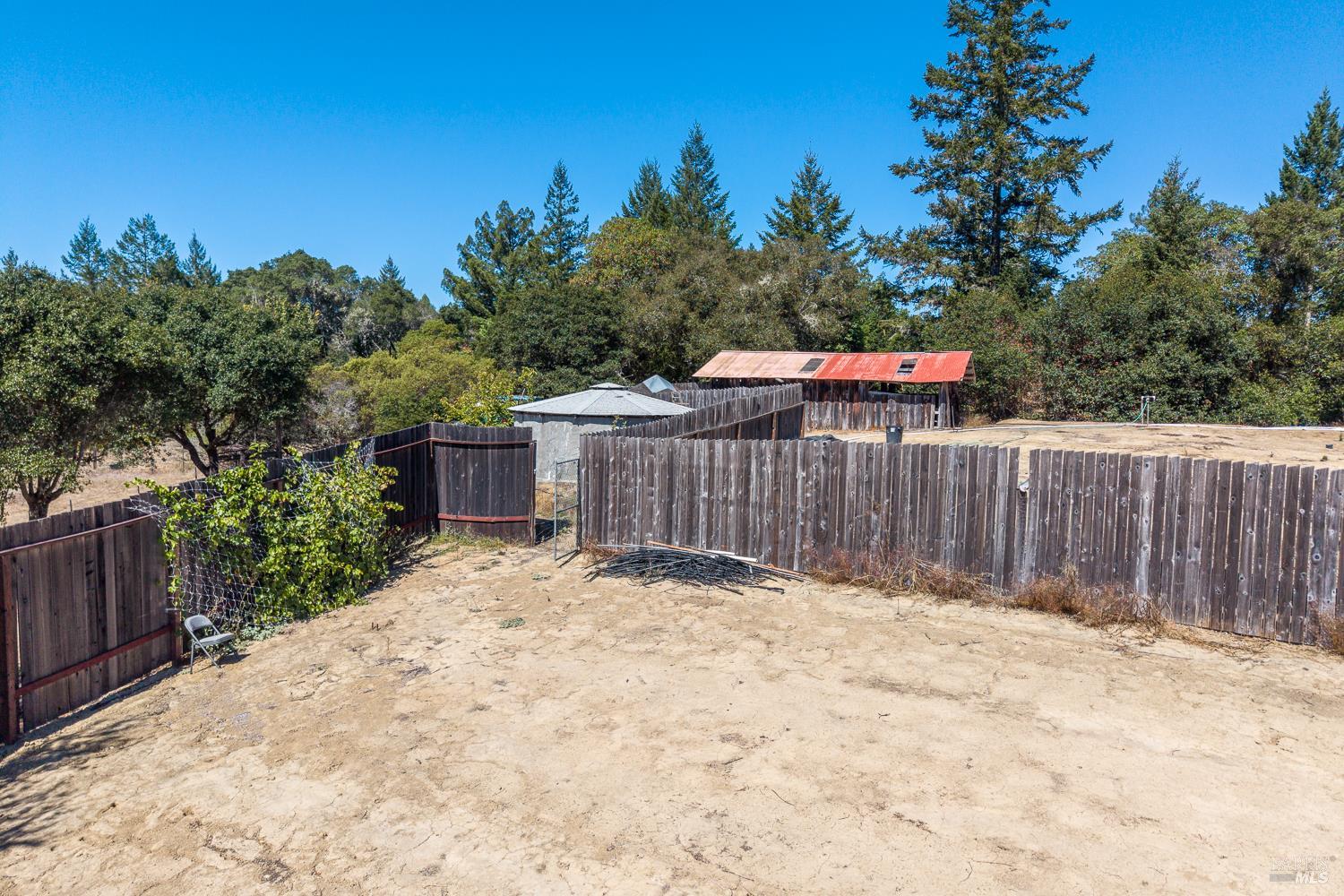19020 Gschwend Road Philo, CA 95466 - Photo 24 of 31 Gallery Image 24