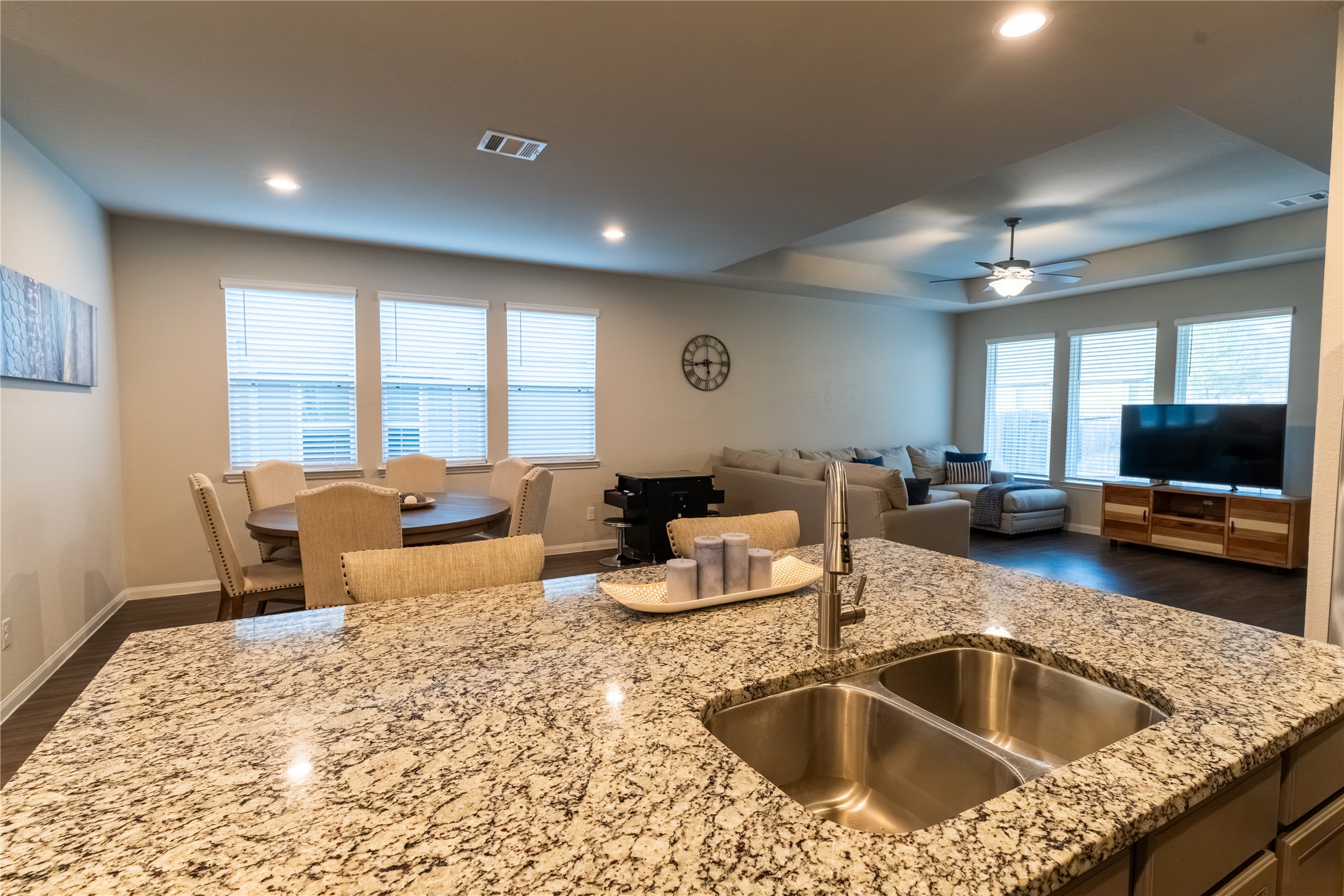 2512 Austin Hills Conroe, TX 77304 - Photo 12 of 43