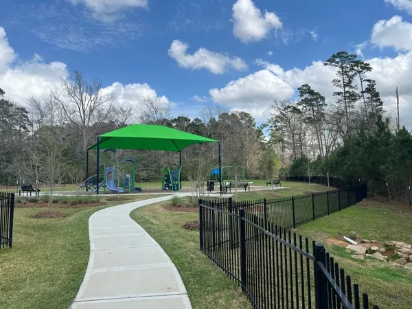 $295,000 | 2512 Austin Hills, Conroe, TX 77304