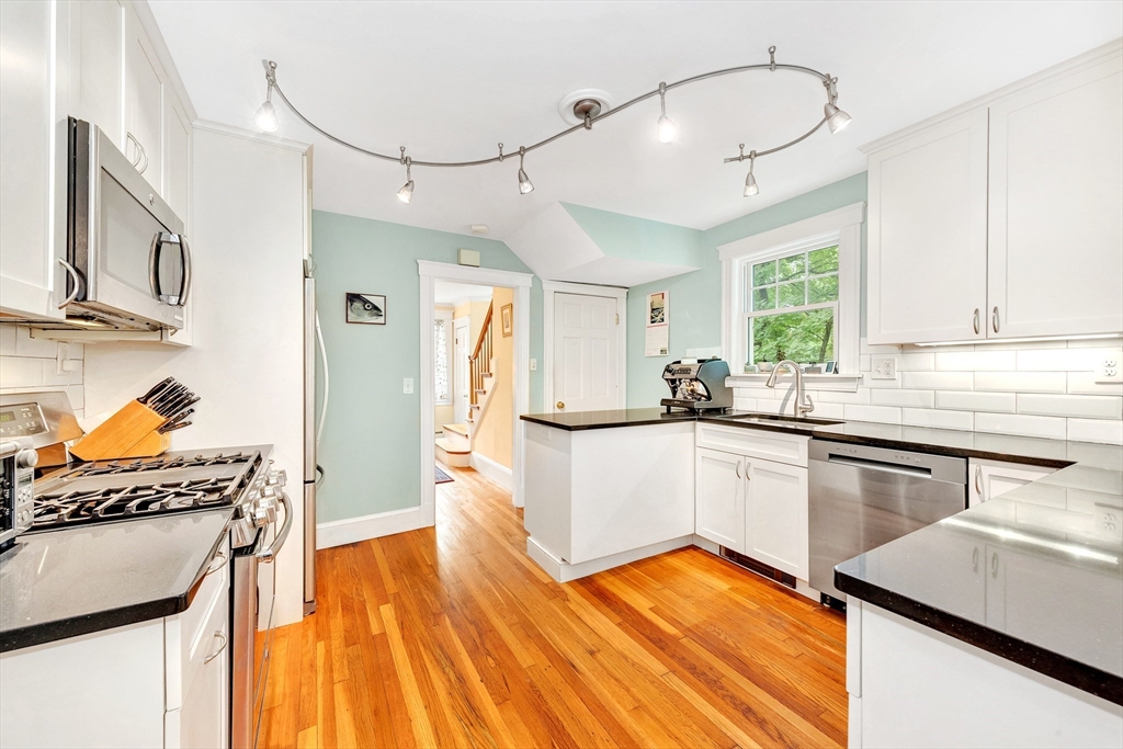 468 Marrett Road Lexington, MA 02421 - Photo 12 of 23