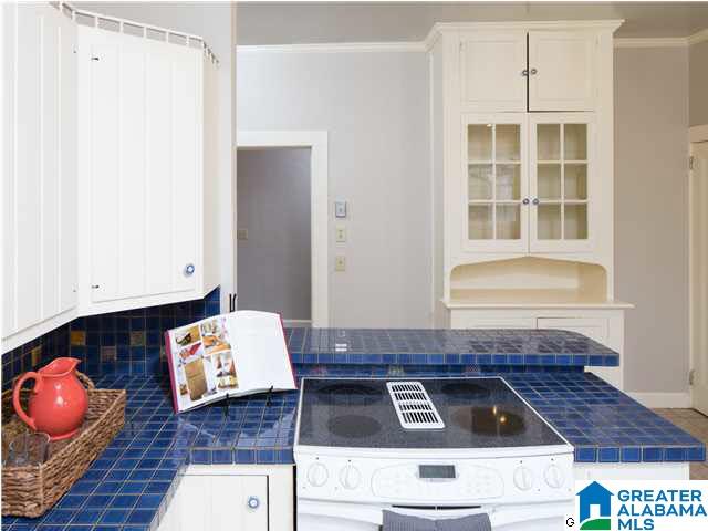 1072 Columbiana Road Birmingham, AL 35209 - Photo 16 of 32