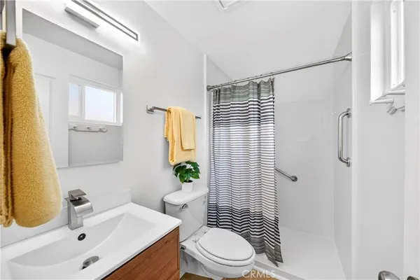 $849,000 | 5146 East Parker Street, Oceanside, CA 92057