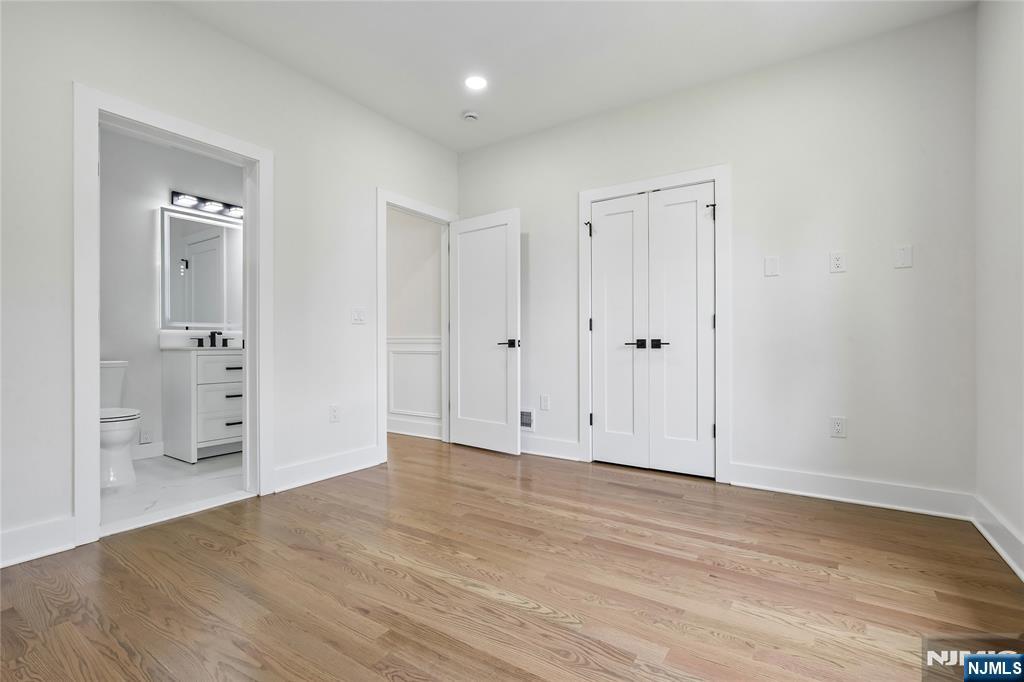 318 East Halsey Road Parsippany, NJ 07054 - Photo 15 of 38
