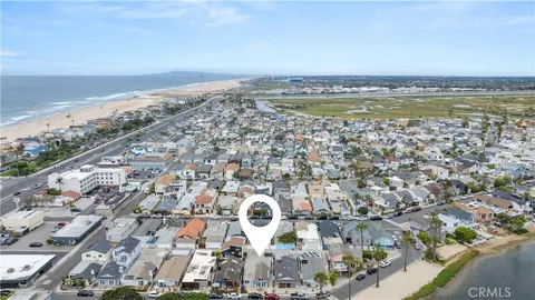 $2,299,000 | 239 61st Street, Newport Beach, CA 92663