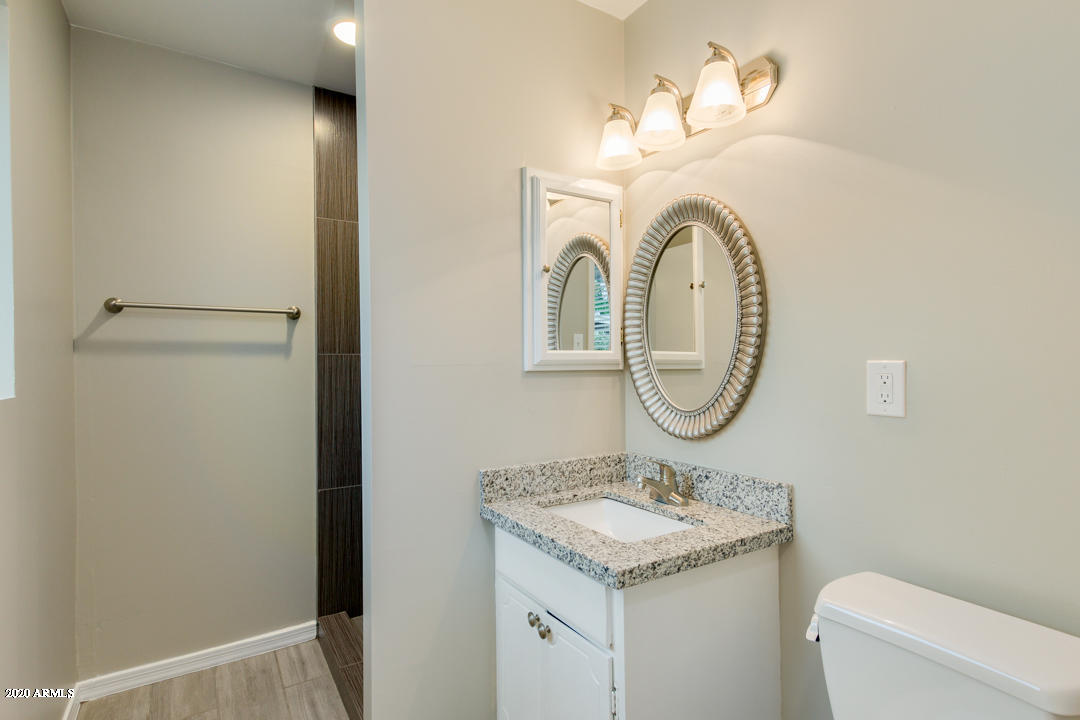 2128 West Keim Drive Phoenix, AZ 85015 - Photo 30 of 70 Remodeled En-suite Master Bathroom