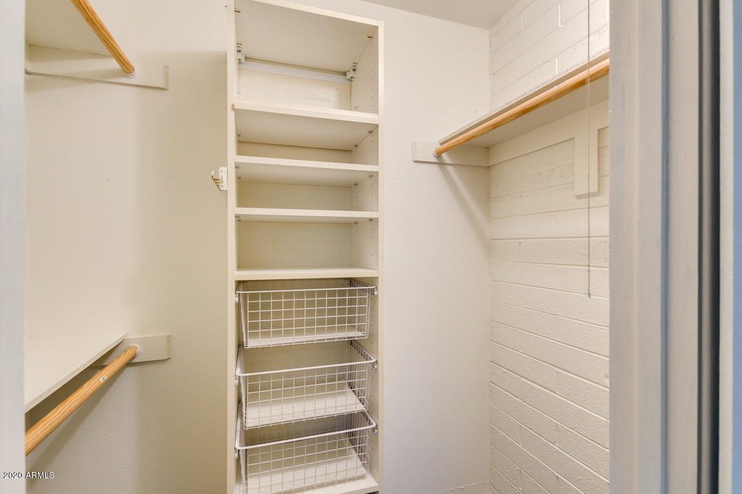 2128 West Keim Drive Phoenix, AZ 85015 - Photo 32 of 70 Master Walk-in Closet