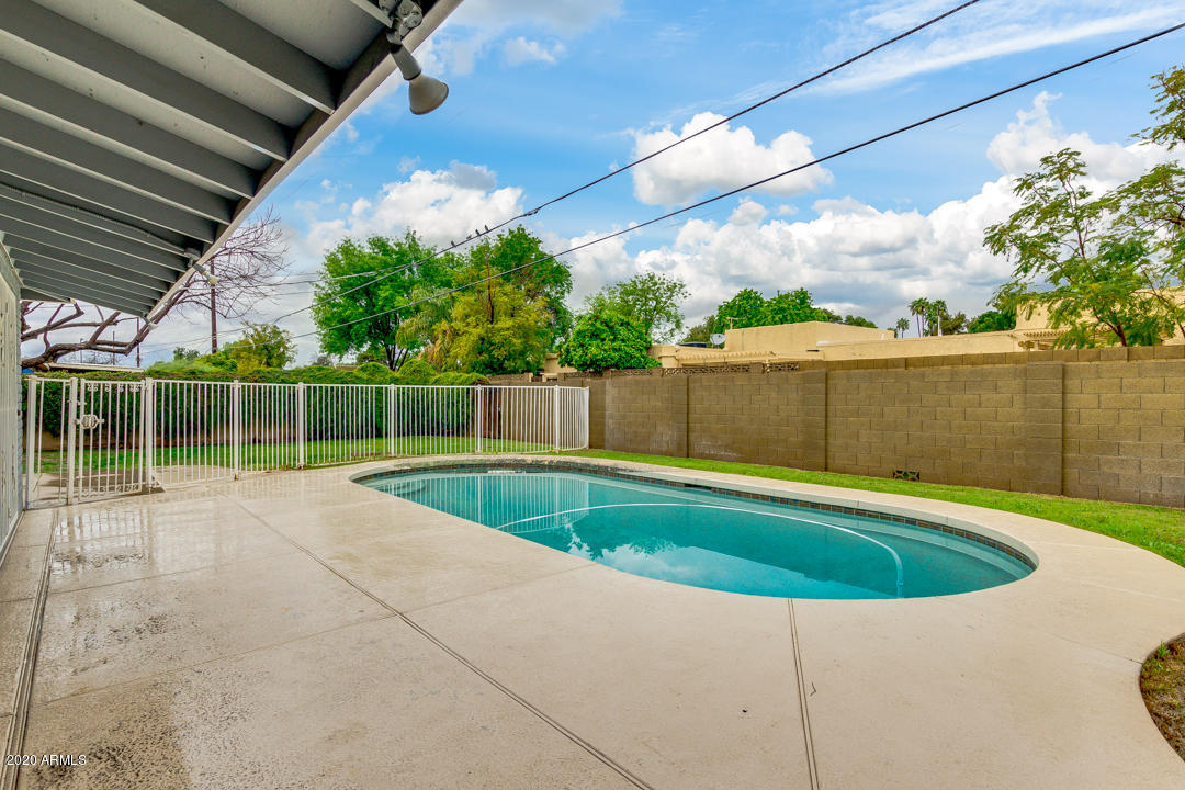 2128 West Keim Drive Phoenix, AZ 85015 - Photo 38 of 70 Pool