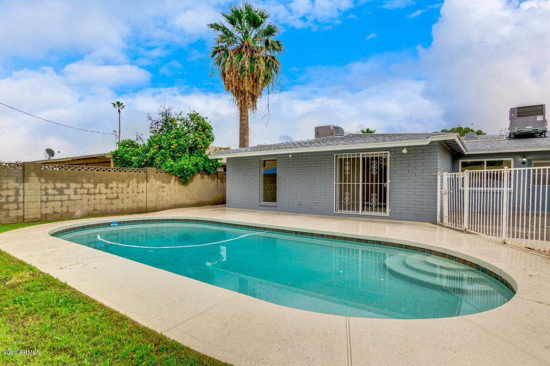 2128 West Keim Drive Phoenix, AZ 85015 - Photo 41 of 70 Pool
