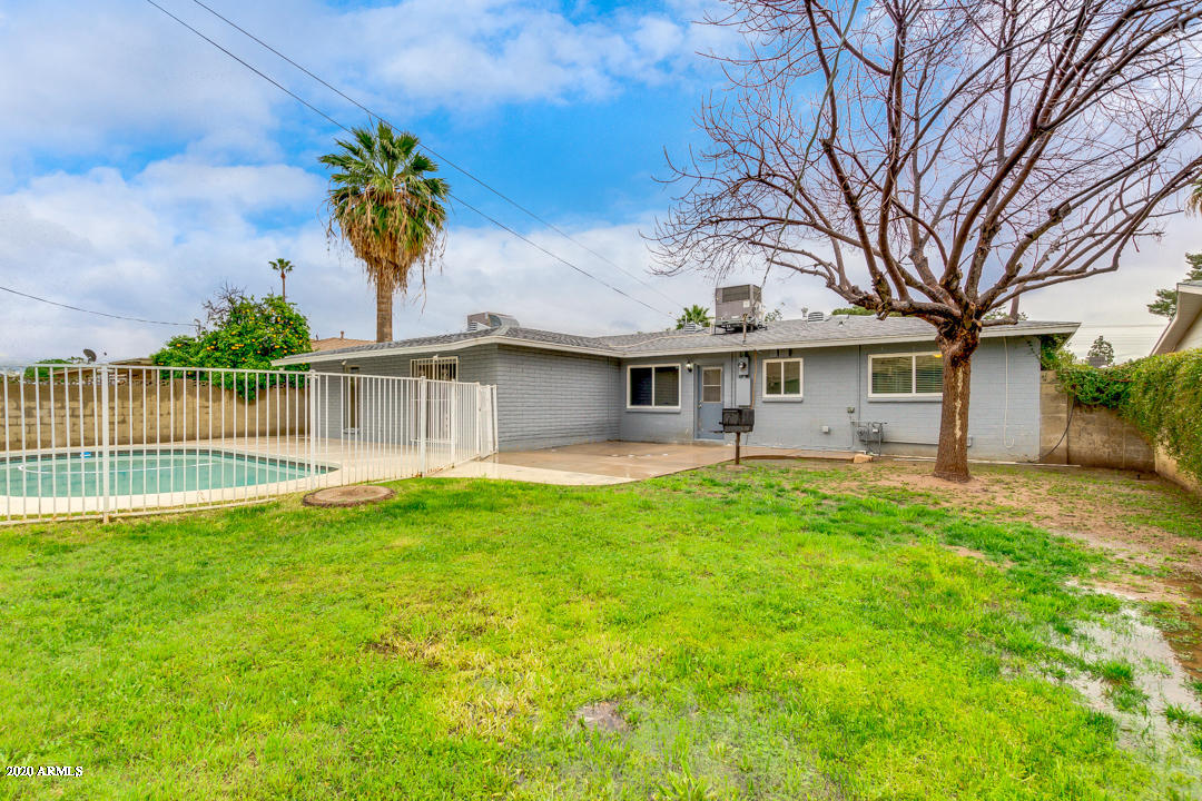 2128 West Keim Drive Phoenix, AZ 85015 - Photo 44 of 70 Back yard