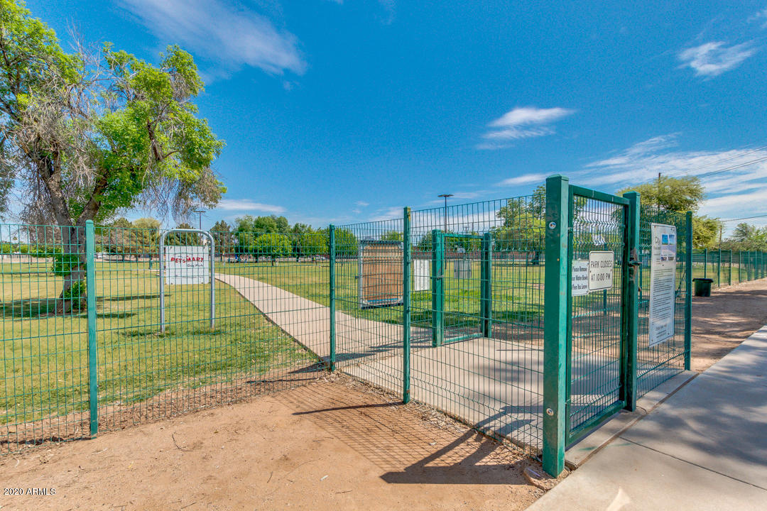 2128 West Keim Drive Phoenix, AZ 85015 - Photo 65 of 70 Separate areas for Small and Large Dogs