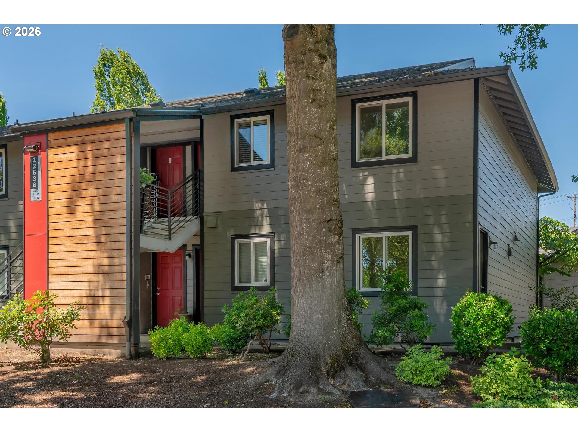 12638 Northwest Barnes Road, Unit 11 Portland, OR 97229 - Photo 1 of 43