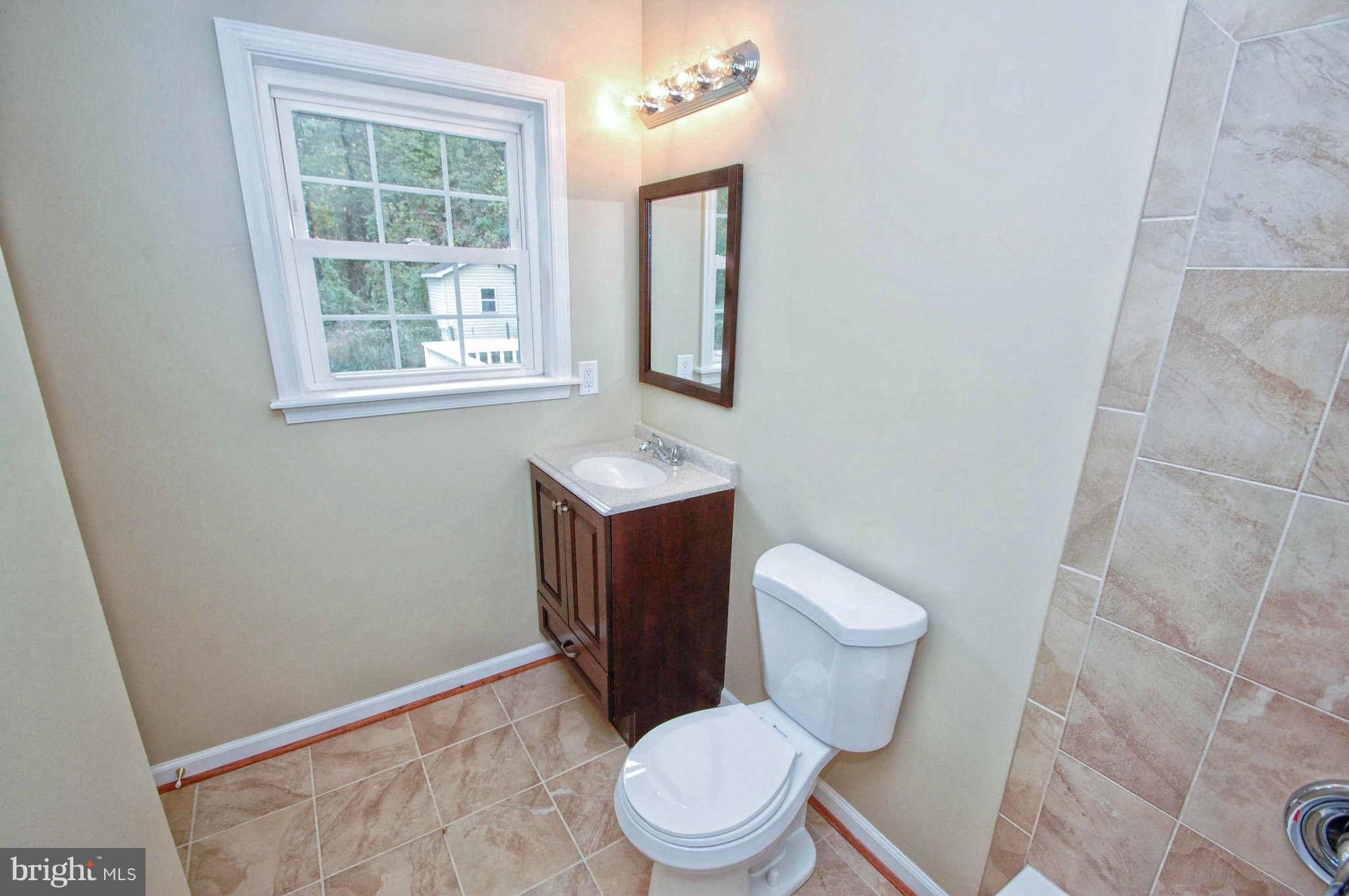 5461 Sumerduck Road Sumerduck, VA 22742 - Photo 17 of 23 Bath