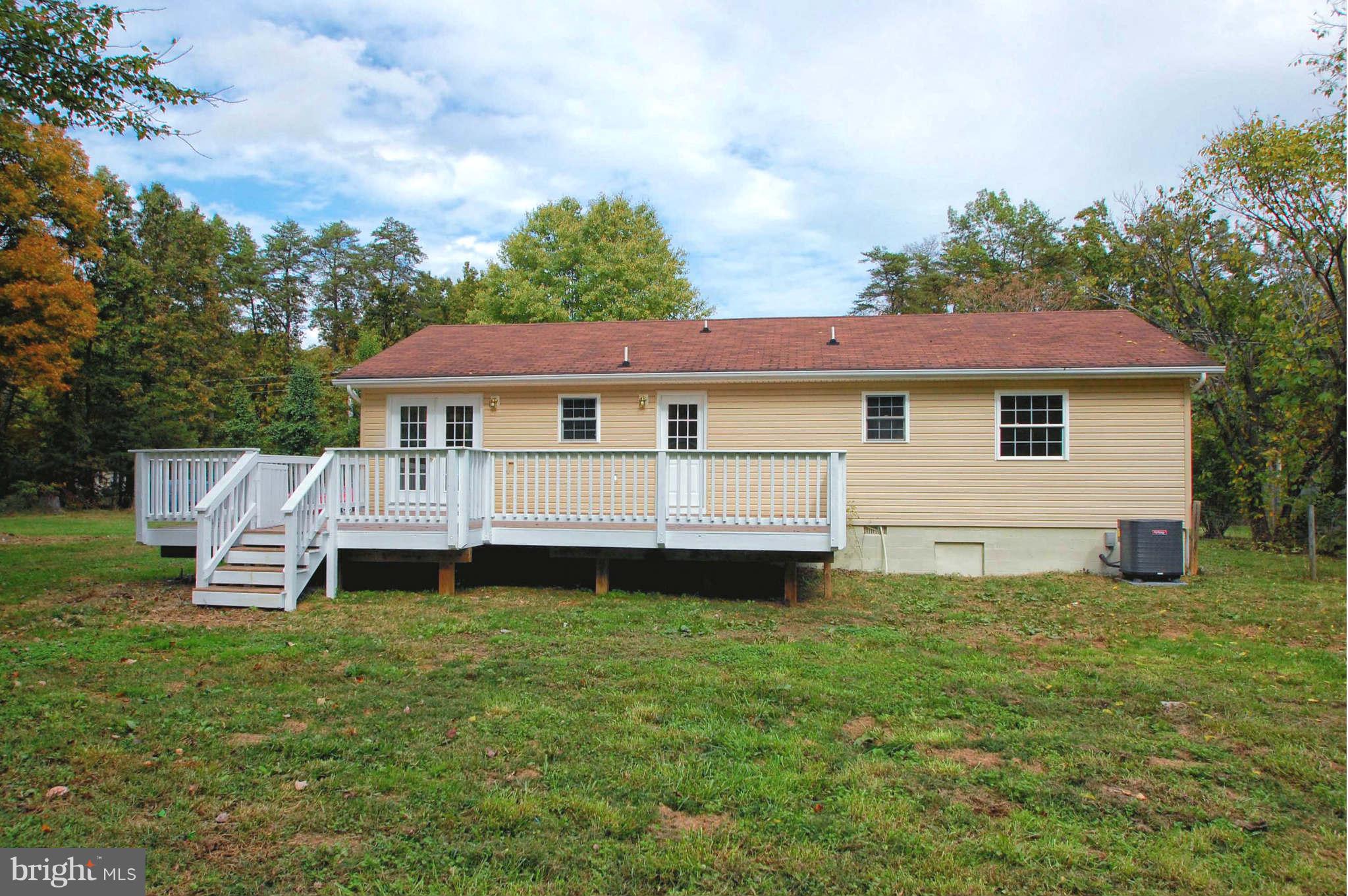 Exterior (Rear)