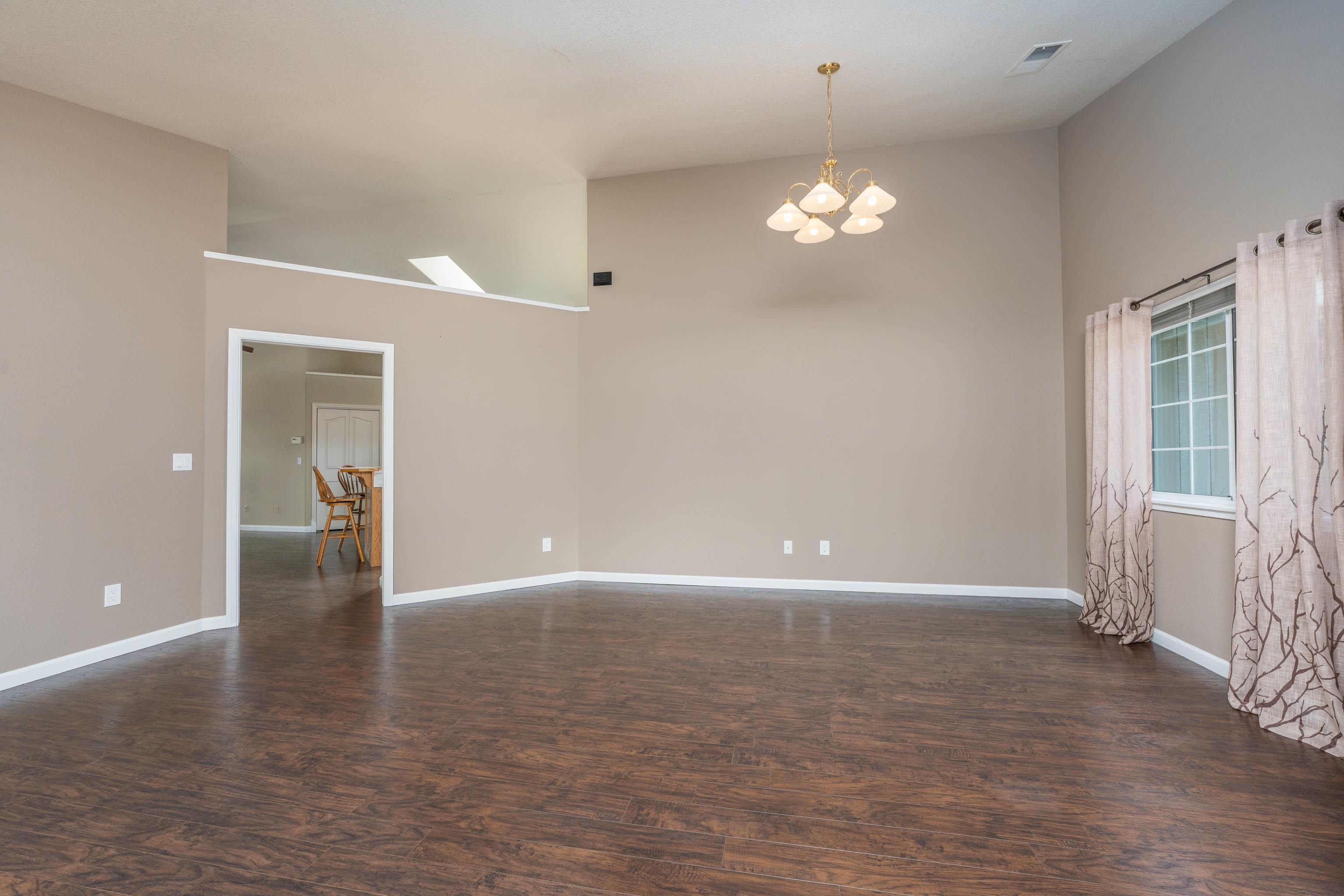 18755 Drake Road Red Bluff, CA 96080 - Photo 9 of 56