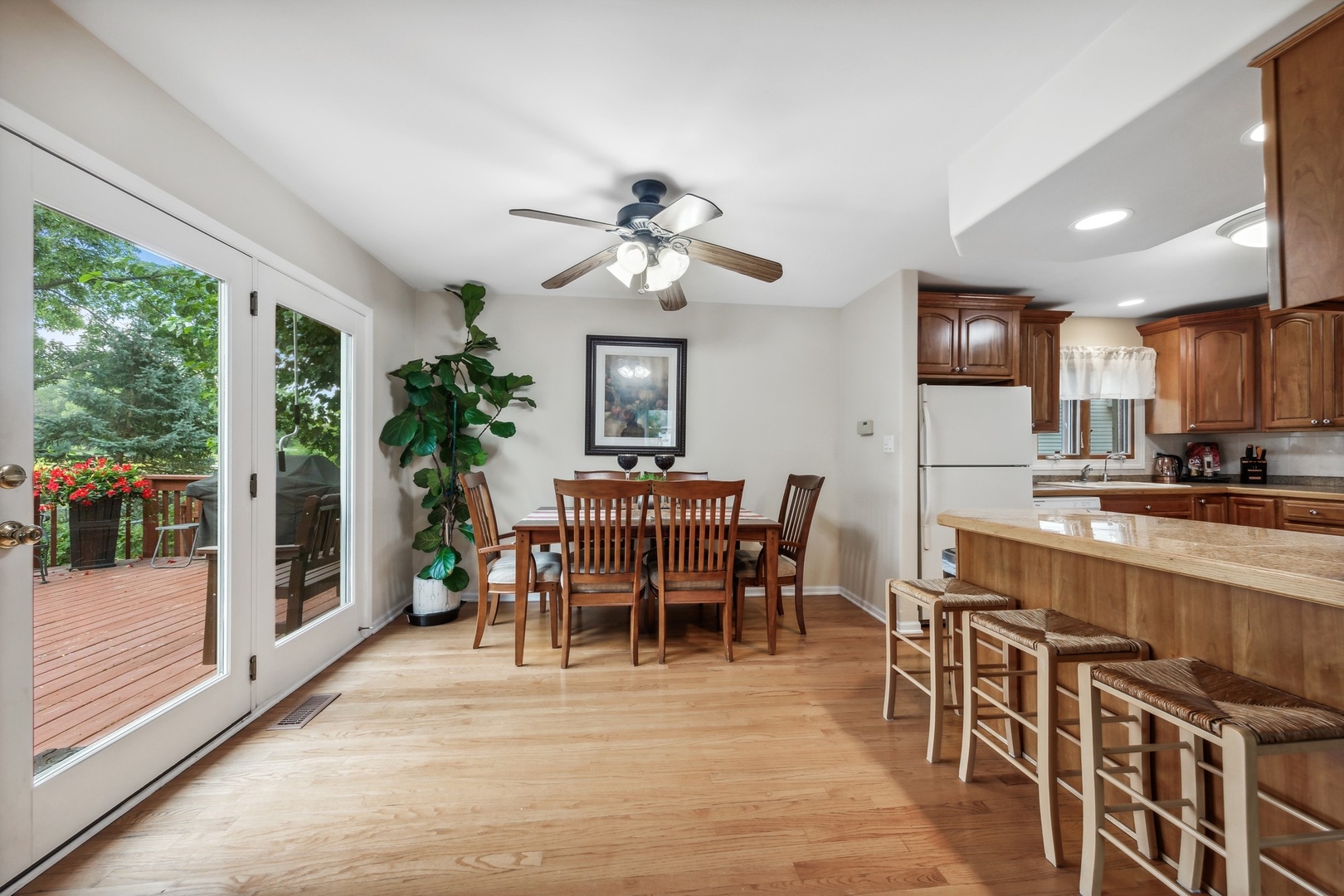 141 Hidden View Drive Westmont, IL 60559 - Photo 4 of 19 a view of a dining room with furniture window and outside view