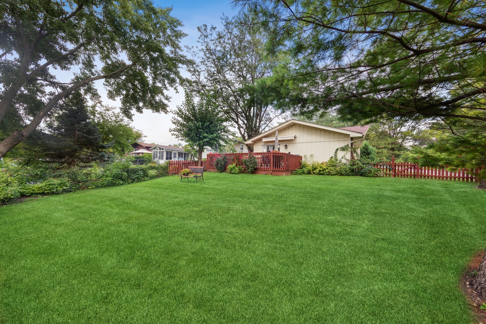 141 Hidden View Drive Westmont, IL 60559 - Photo 8 of 19 a front view of house with garden and trees