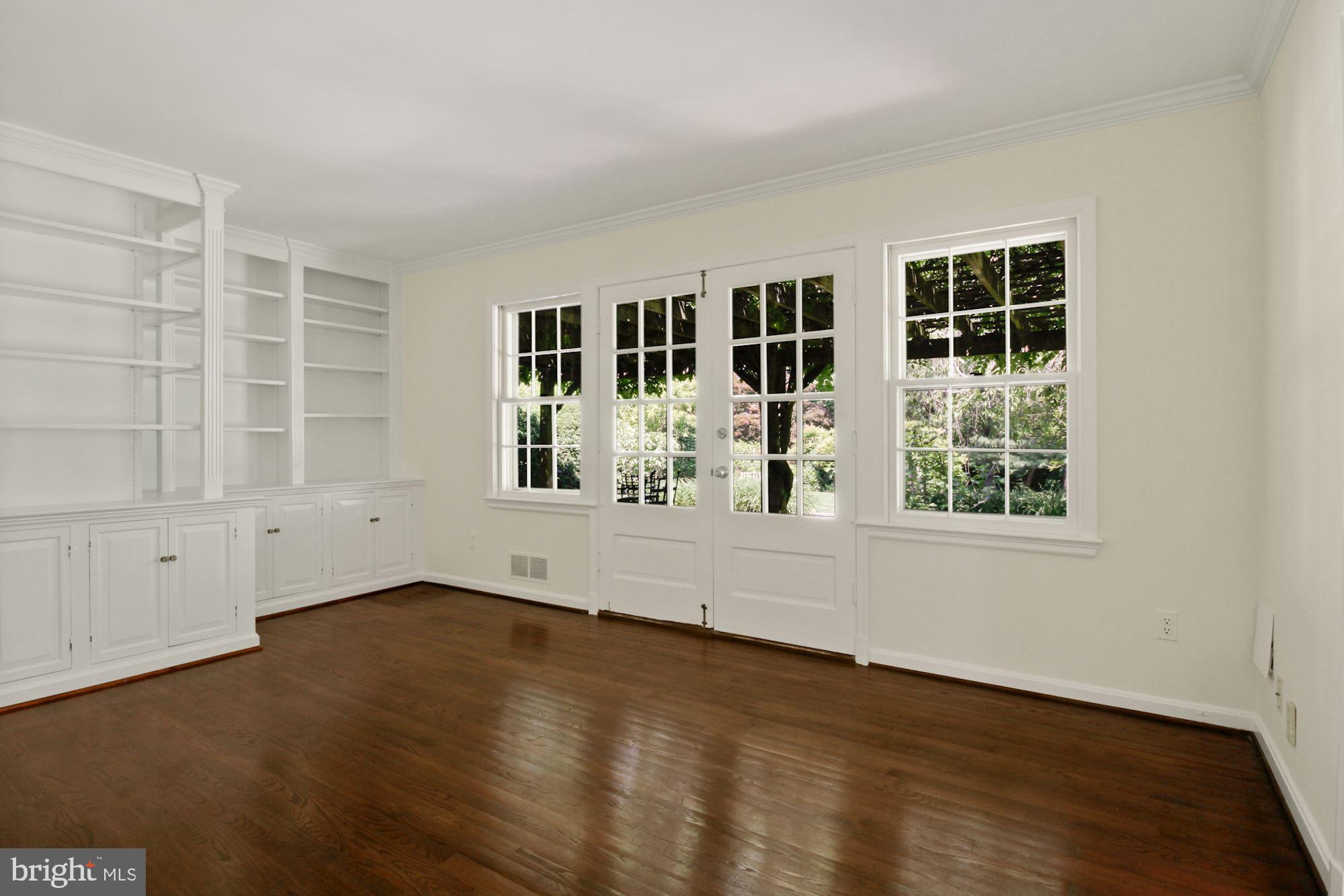 11009 Cripplegate Road Potomac, MD 20854 - Photo 14 of 31