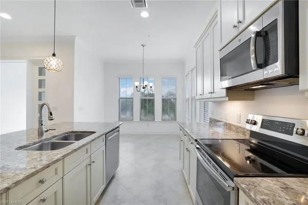 $4,500 | 6549 Dominica Drive, Unit 101, Naples, FL 34113