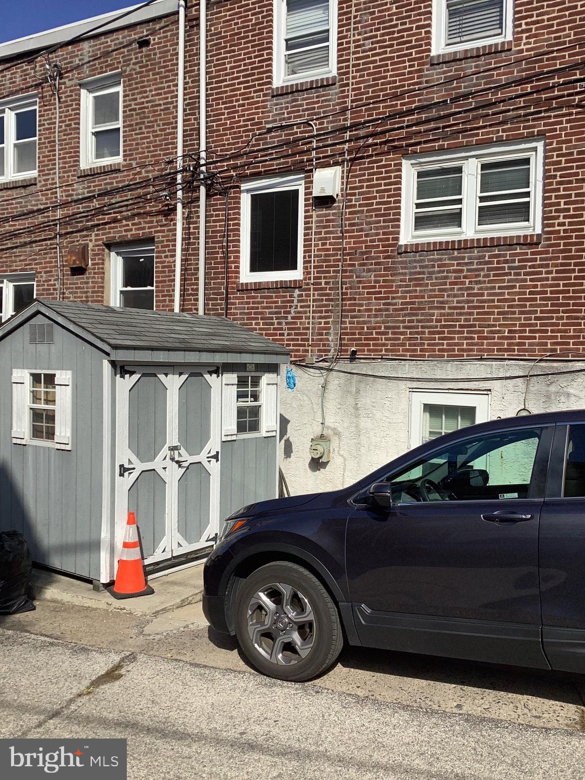 238 Barclay Road Upper Darby, PA 19082 - Photo 4 of 14 Additional parking