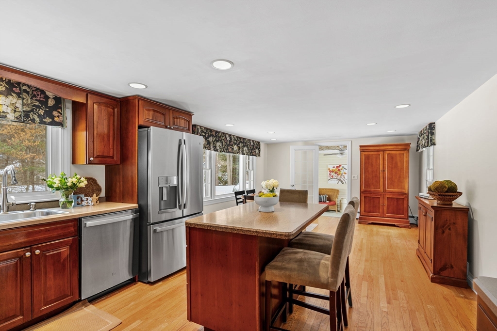 20 Joseph Reed Lane Acton, MA 01720 - Photo 11 of 38