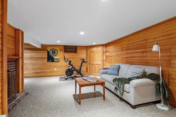 $1,165,000 | 20 Joseph Reed Lane, Acton, MA 01720