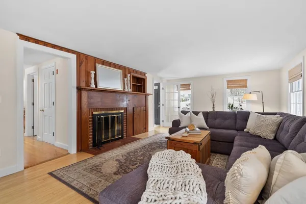 $1,165,000 | 20 Joseph Reed Lane, Acton, MA 01720