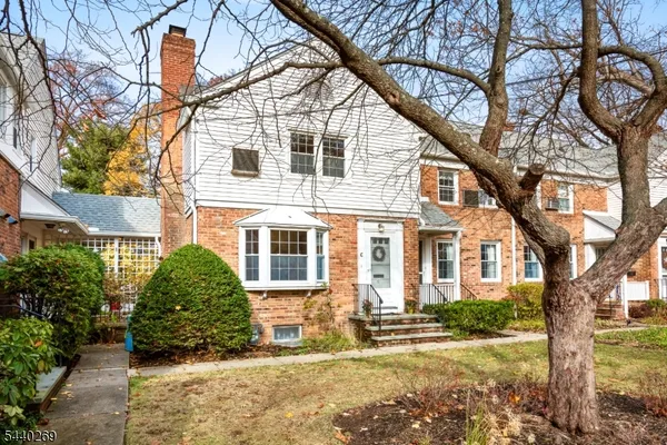 $3,800 | 585 Trinity Place, Unit C, Westfield, NJ 07090