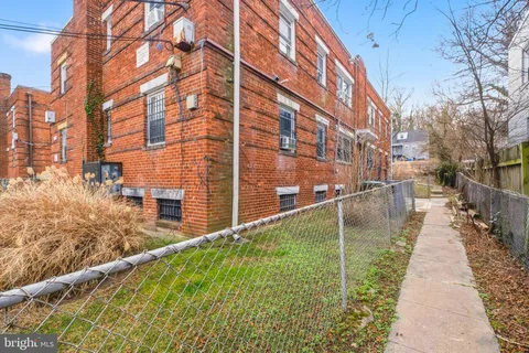 $550,000 | 4633 Hillside Road Southeast, Washington, DC 20019