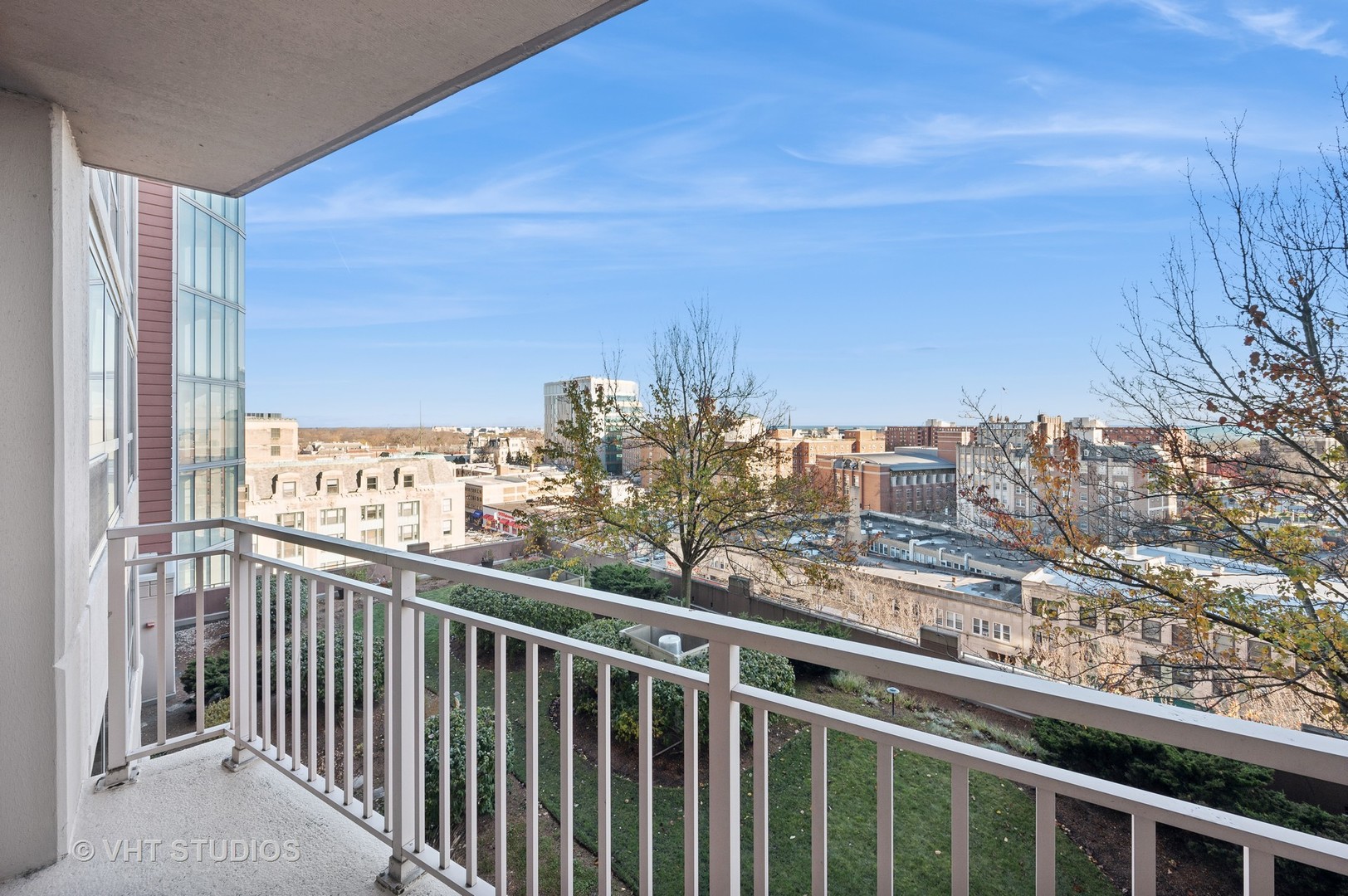 807 Davis Street, Unit 911 Evanston, IL 60201 - Photo 18 of 24