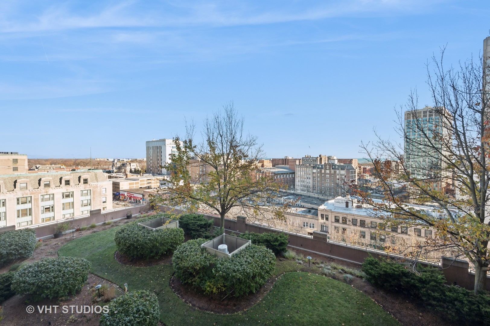 807 Davis Street, Unit 911 Evanston, IL 60201 - Photo 21 of 24