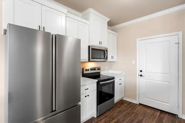 $1,550 | 301 Hoover Drive, Mabank, TX 75147