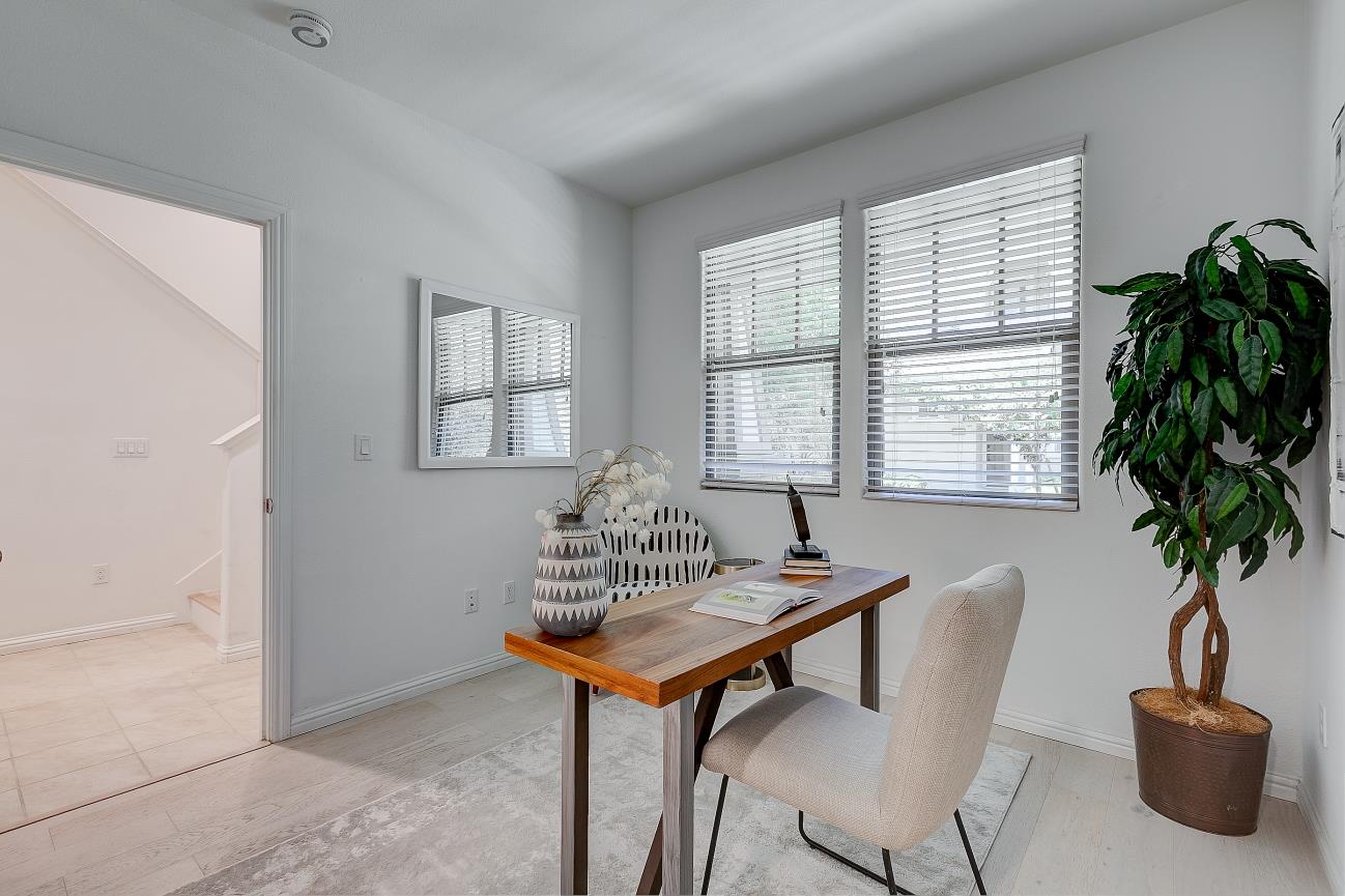 3702 Pyramid Way Mountain View, CA 94043 - Photo 13 of 34