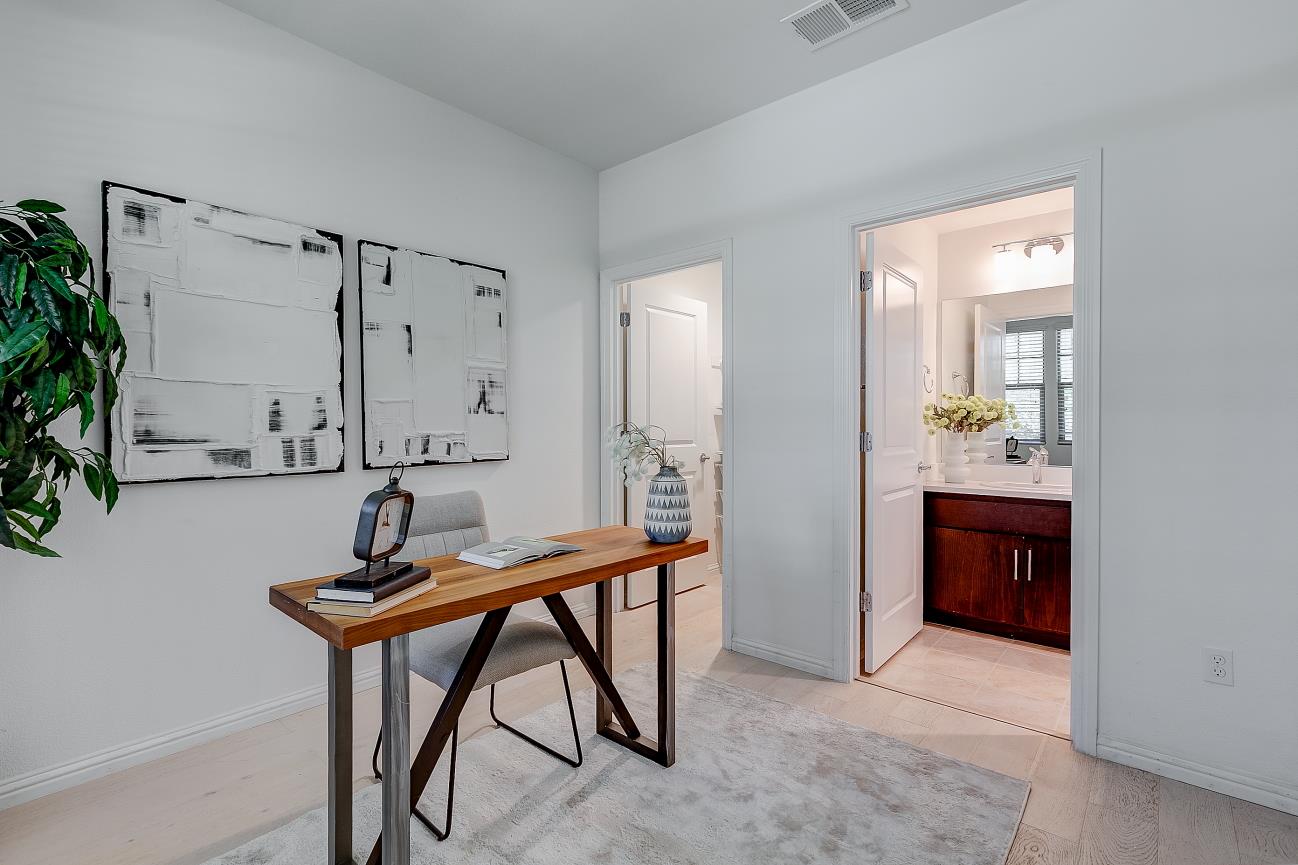 3702 Pyramid Way Mountain View, CA 94043 - Photo 14 of 34