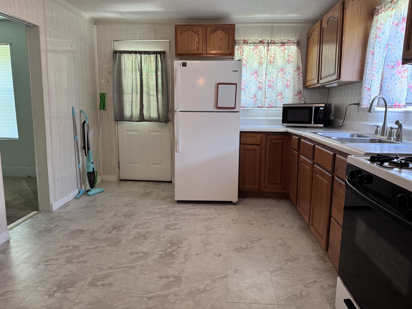 900 South Rotan Street Salem, IL 62881 - Photo 9 of 18