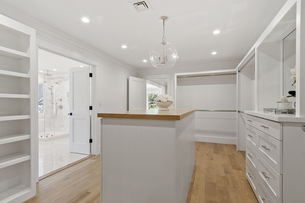 1 Beech Tree Lane Lexington, MA 02421 - Photo 24 of 37