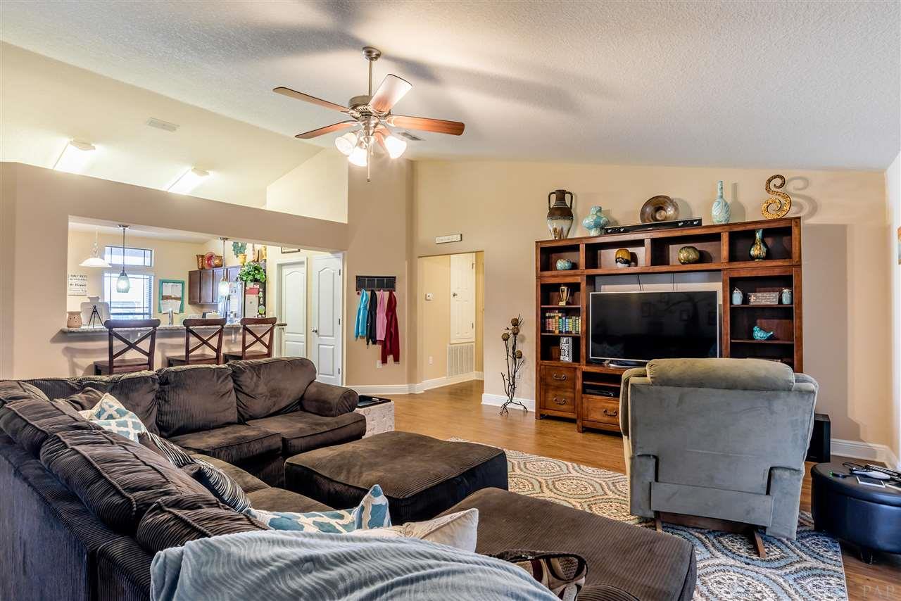 3907 Elevator Court Pace, FL 32571 - Photo 11 of 26