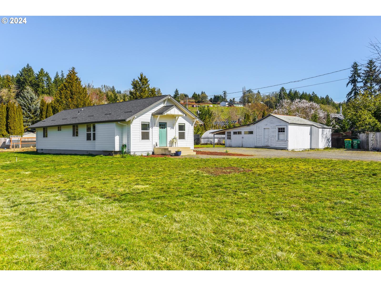 39195 Southwest Laurelwood Road Gaston, OR 97119 - Photo 1 of 41 Gallery Image 1
