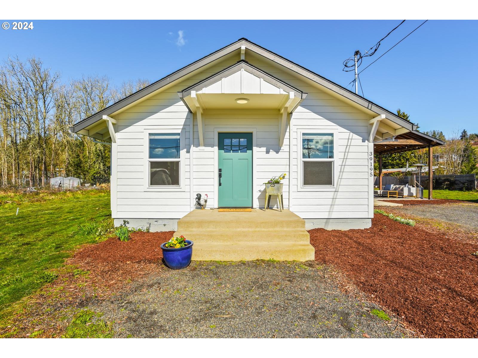 39195 Southwest Laurelwood Road Gaston, OR 97119 - Photo 3 of 41 Gallery Image 3
