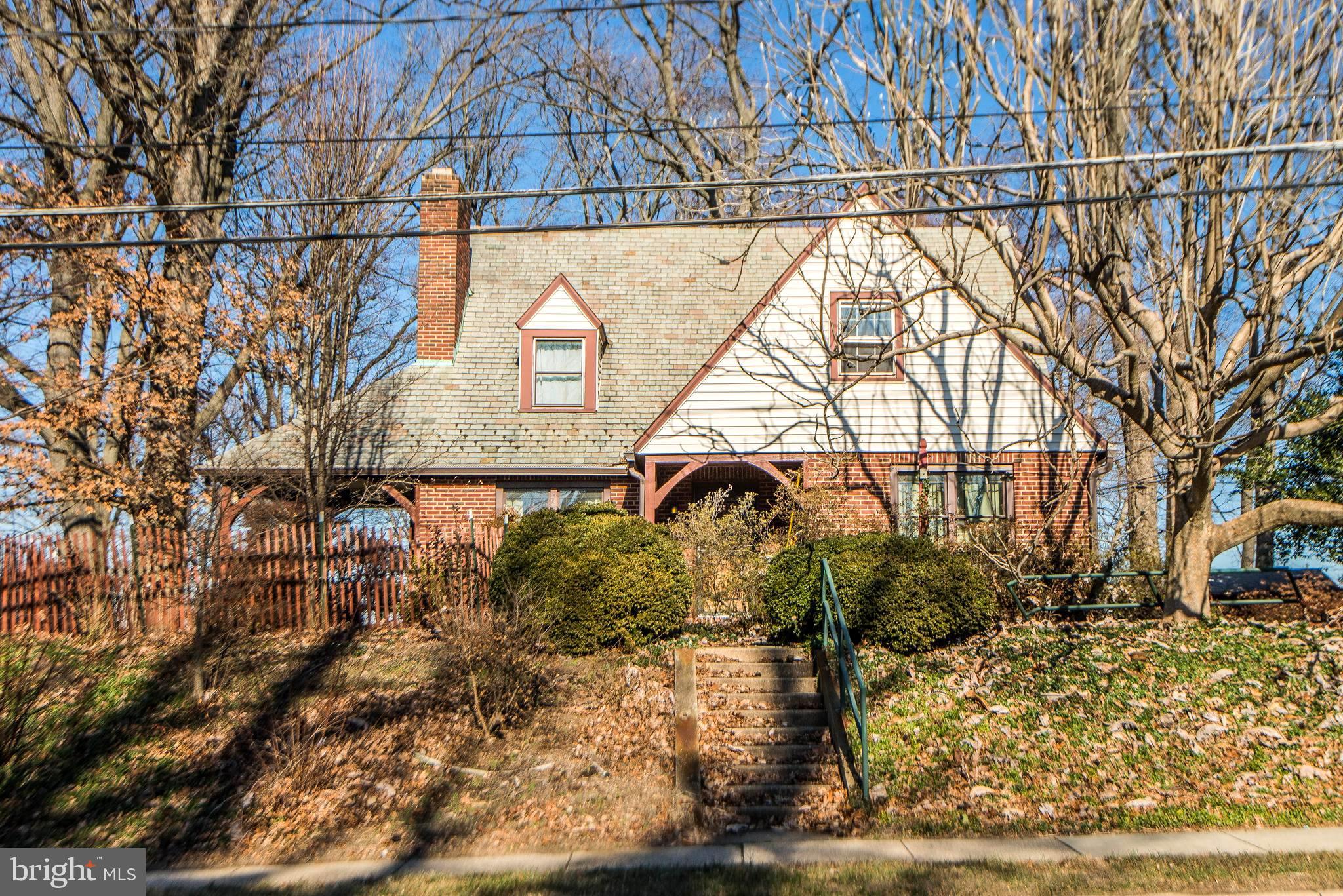 410 East Joppa Road Towson, MD 21286 - Photo 2 of 24 Charming Home in Heart of Towson w/Parking for 10+