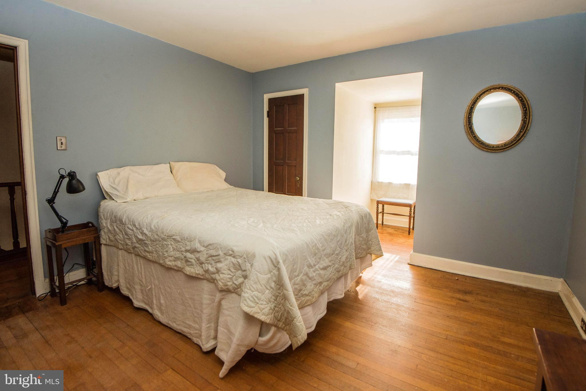 410 East Joppa Road Towson, MD 21286 - Photo 16 of 24 Spacious Upper Level Bedroom #2 with large closets