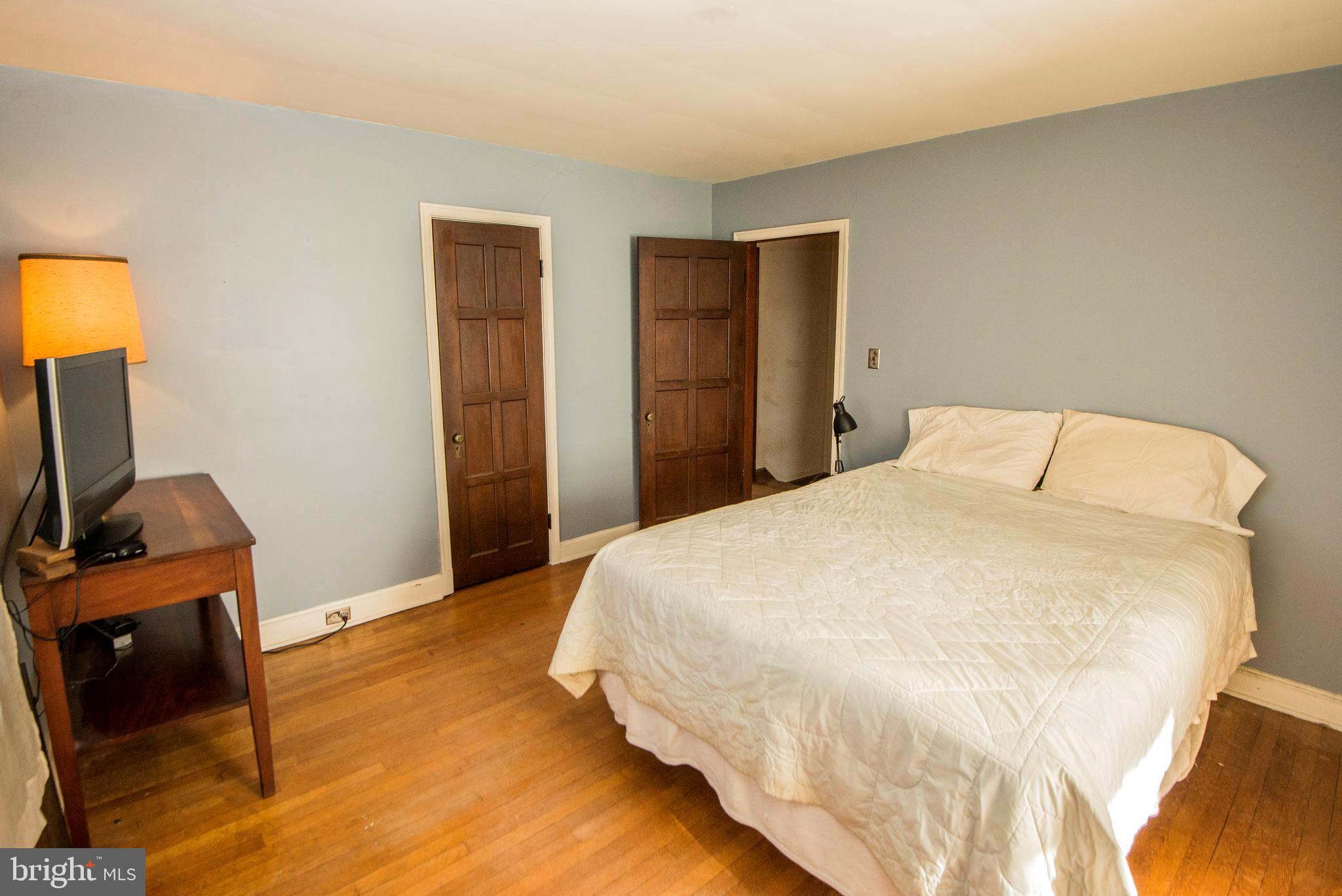 410 East Joppa Road Towson, MD 21286 - Photo 17 of 24 Upper Level BR #2 w/ Natural Light & Storage