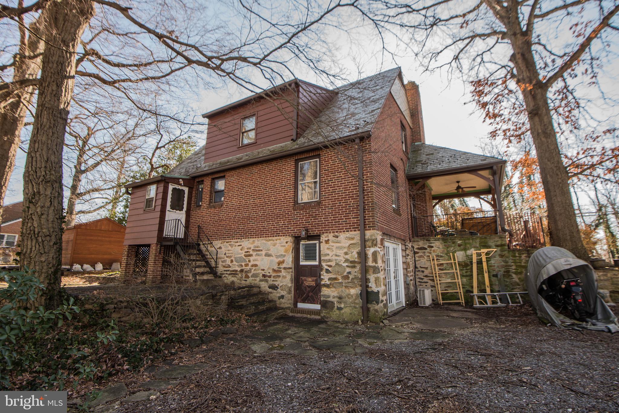 410 East Joppa Road Towson, MD 21286 - Photo 22 of 24 Rear w/ Additional Parking & walk out basement